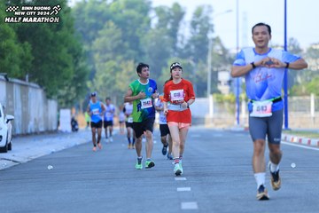 BINH DUONG NEW CITY HALF MARATHON 2024 - Ảnh #1764567
