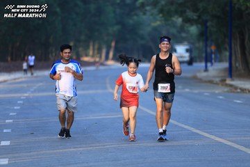BINH DUONG NEW CITY HALF MARATHON 2024 - Ảnh #1774729