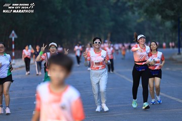 BINH DUONG NEW CITY HALF MARATHON 2024 - Ảnh #1773787