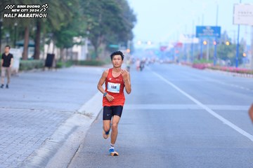 BINH DUONG NEW CITY HALF MARATHON 2024 - Ảnh #1765020