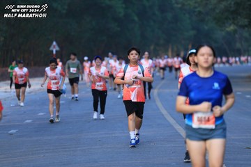 BINH DUONG NEW CITY HALF MARATHON 2024 - Ảnh #1773145