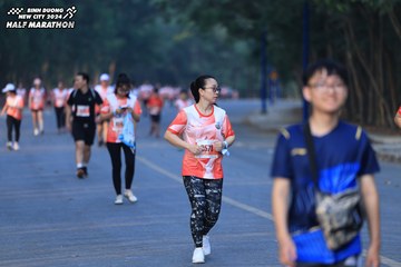BINH DUONG NEW CITY HALF MARATHON 2024 - Ảnh #1773872