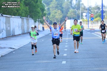 BINH DUONG NEW CITY HALF MARATHON 2024 - Ảnh #1769117