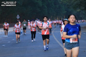 BINH DUONG NEW CITY HALF MARATHON 2024 - Ảnh #1773147