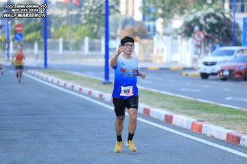 BINH DUONG NEW CITY HALF MARATHON 2024 - Ảnh #1774922