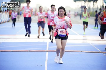 BINH DUONG NEW CITY HALF MARATHON 2024 - Ảnh #1762703