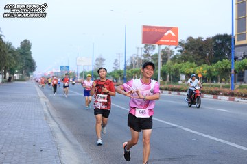 BINH DUONG NEW CITY HALF MARATHON 2024 - Ảnh #1773375