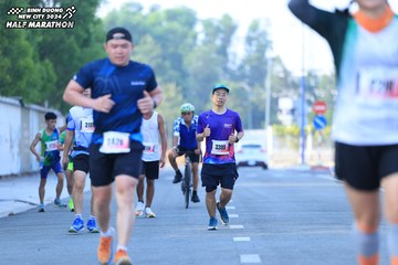BINH DUONG NEW CITY HALF MARATHON 2024 - Ảnh #1767906