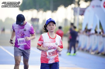 BINH DUONG NEW CITY HALF MARATHON 2024 - Ảnh #1762586