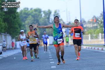 BINH DUONG NEW CITY HALF MARATHON 2024 - Ảnh #1766022