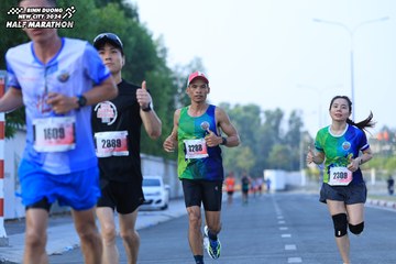 BINH DUONG NEW CITY HALF MARATHON 2024 - Ảnh #1775892