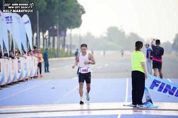 BINH DUONG NEW CITY HALF MARATHON 2024 - Ảnh #1773869
