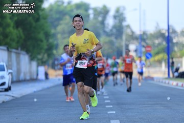 BINH DUONG NEW CITY HALF MARATHON 2024 - Ảnh #1765302