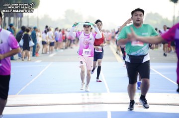 BINH DUONG NEW CITY HALF MARATHON 2024 - Ảnh #1769389