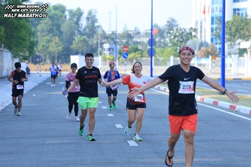 BINH DUONG NEW CITY HALF MARATHON 2024 - Ảnh #1769992