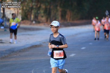 BINH DUONG NEW CITY HALF MARATHON 2024 - Ảnh #1772955