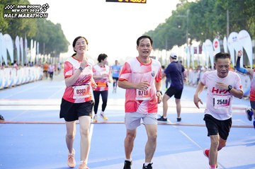 BINH DUONG NEW CITY HALF MARATHON 2024 - Ảnh #1762999