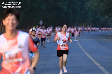 BINH DUONG NEW CITY HALF MARATHON 2024 - Ảnh #1772940