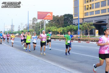BINH DUONG NEW CITY HALF MARATHON 2024 - Ảnh #1775305