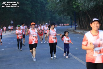 BINH DUONG NEW CITY HALF MARATHON 2024 - Ảnh #1774072