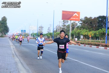 BINH DUONG NEW CITY HALF MARATHON 2024 - Ảnh #1774127