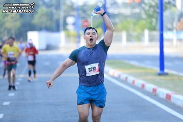 BINH DUONG NEW CITY HALF MARATHON 2024 - Ảnh #1768975
