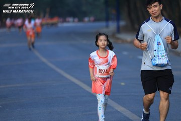 BINH DUONG NEW CITY HALF MARATHON 2024 - Ảnh #1774228