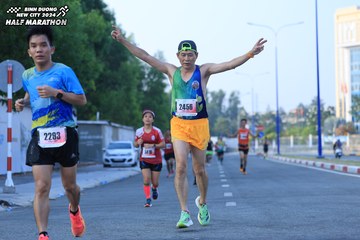 BINH DUONG NEW CITY HALF MARATHON 2024 - Ảnh #1775696