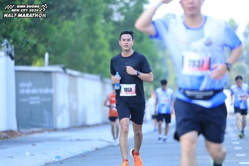 BINH DUONG NEW CITY HALF MARATHON 2024 - Ảnh #1768334
