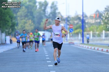 BINH DUONG NEW CITY HALF MARATHON 2024 - Ảnh #1775351