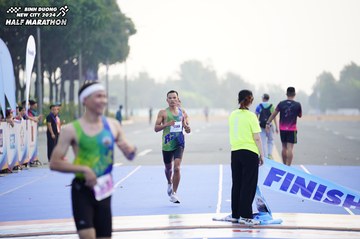 BINH DUONG NEW CITY HALF MARATHON 2024 - Ảnh #1773737