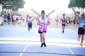 BINH DUONG NEW CITY HALF MARATHON 2024 - Ảnh #1763588