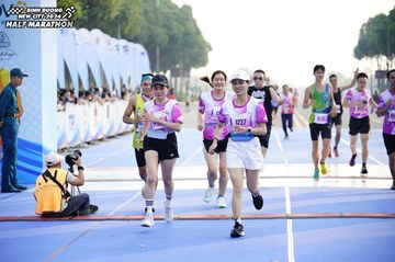 BINH DUONG NEW CITY HALF MARATHON 2024 - Ảnh #1761346
