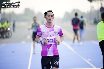 BINH DUONG NEW CITY HALF MARATHON 2024 - Ảnh #1774383