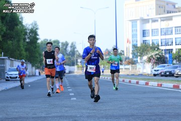 BINH DUONG NEW CITY HALF MARATHON 2024 - Ảnh #1766481