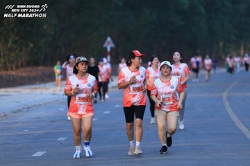 BINH DUONG NEW CITY HALF MARATHON 2024 - Ảnh #1773547