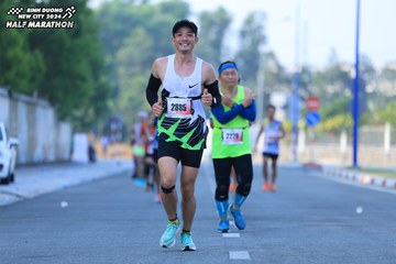 BINH DUONG NEW CITY HALF MARATHON 2024 - Ảnh #1764849