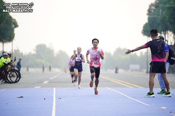 BINH DUONG NEW CITY HALF MARATHON 2024 - Ảnh #1775901