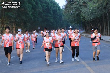 BINH DUONG NEW CITY HALF MARATHON 2024 - Ảnh #1773429