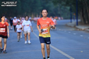 BINH DUONG NEW CITY HALF MARATHON 2024 - Ảnh #1774152