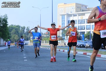 BINH DUONG NEW CITY HALF MARATHON 2024 - Ảnh #1766191