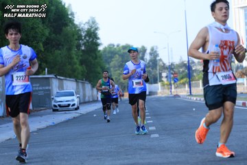 BINH DUONG NEW CITY HALF MARATHON 2024 - Ảnh #1764277