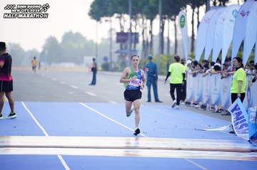 BINH DUONG NEW CITY HALF MARATHON 2024 - Ảnh #1773266