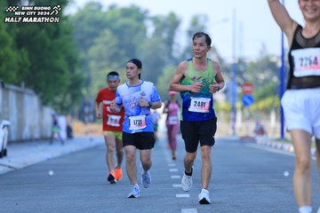 BINH DUONG NEW CITY HALF MARATHON 2024 - Ảnh #1764739