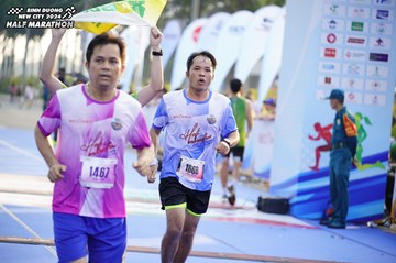 BINH DUONG NEW CITY HALF MARATHON 2024 - Ảnh #1762347