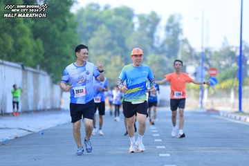 BINH DUONG NEW CITY HALF MARATHON 2024 - Ảnh #1768091
