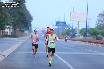 BINH DUONG NEW CITY HALF MARATHON 2024 - Ảnh #1765429