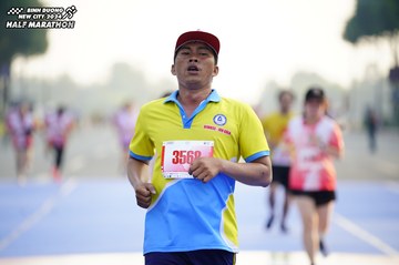 BINH DUONG NEW CITY HALF MARATHON 2024 - Ảnh #1761711