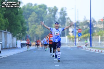 BINH DUONG NEW CITY HALF MARATHON 2024 - Ảnh #1776030