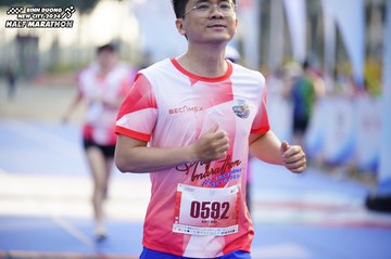 BINH DUONG NEW CITY HALF MARATHON 2024 - Ảnh #1761974